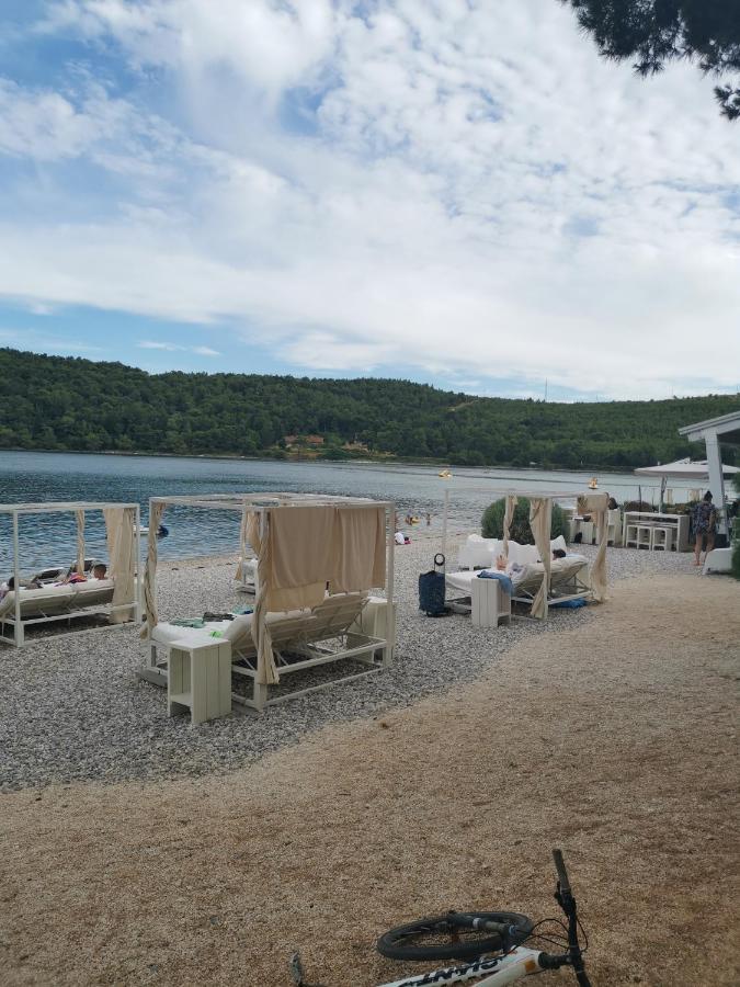 Camper park Volme Hotel Banjole Eksteriør billede