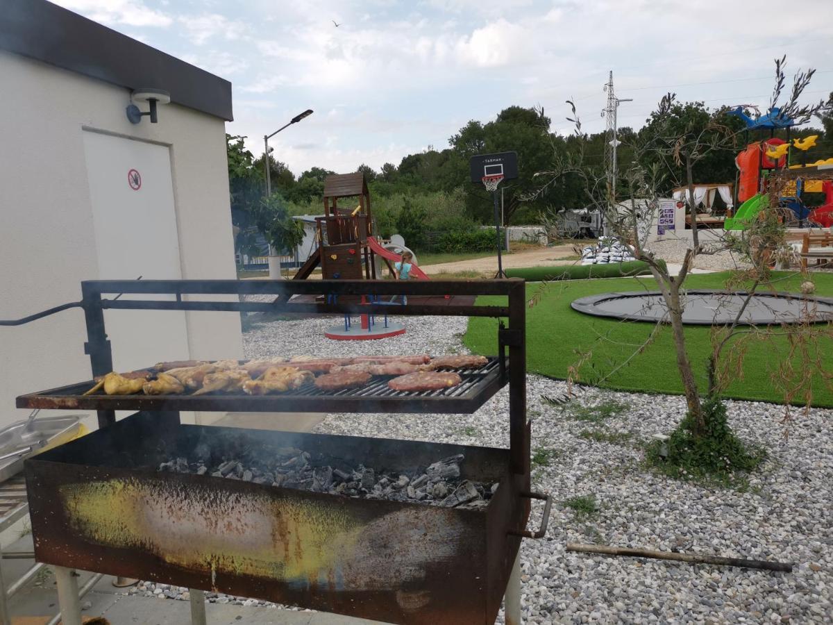 Camper park Volme Hotel Banjole Eksteriør billede